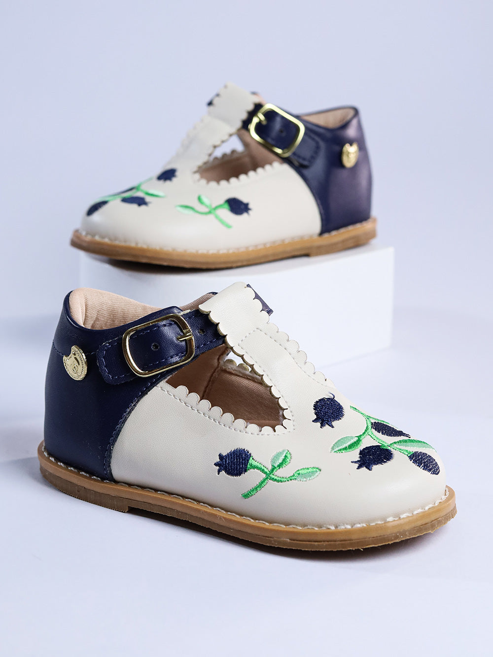 Mary Jane  - Off e Azul Marinho