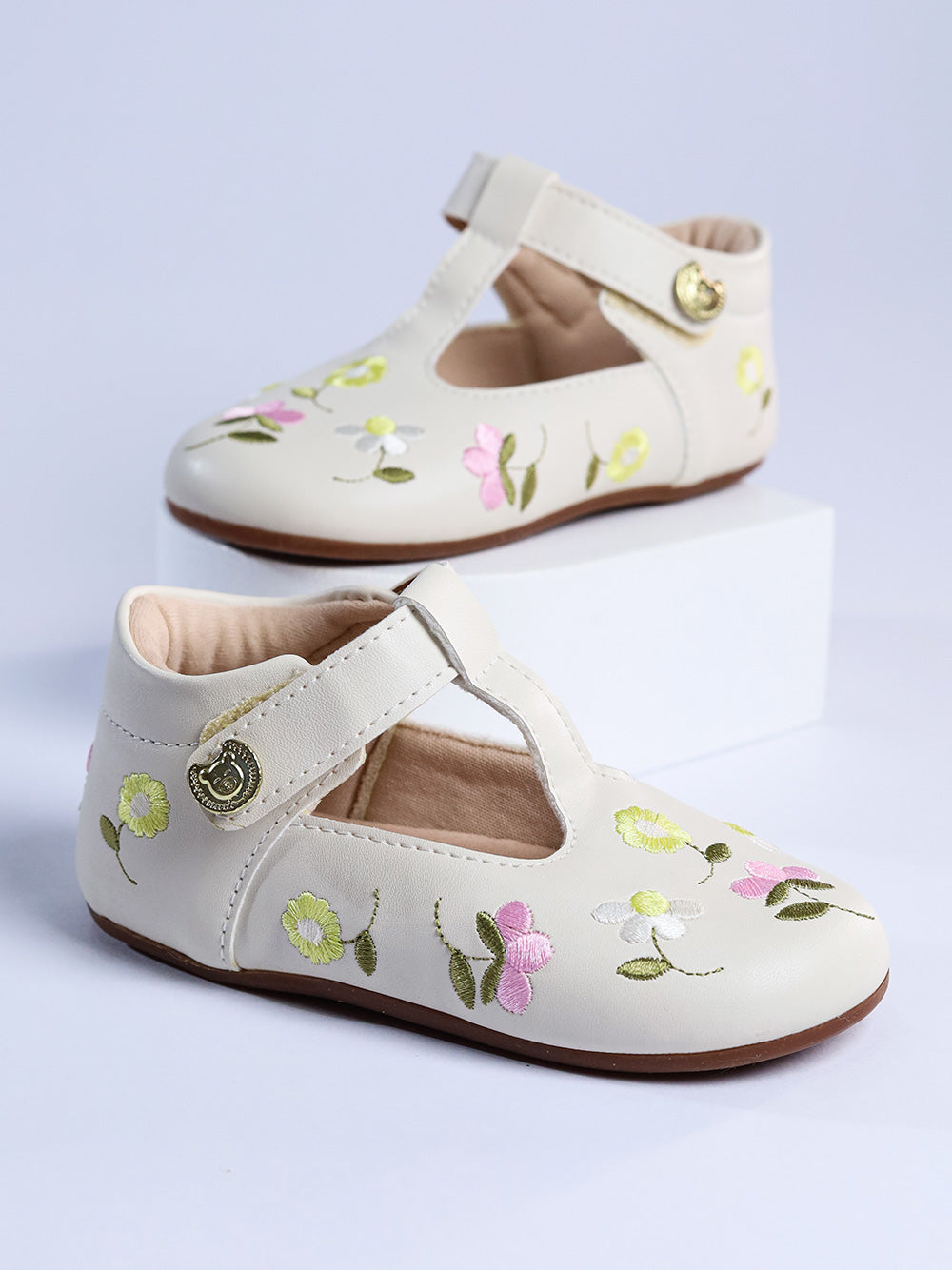 Baby Flores - Off